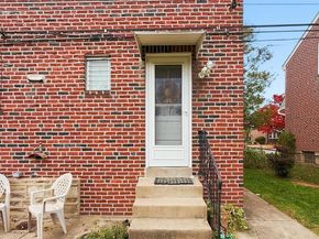 7703 Rockwell Avenue, Philadelphia PA 19111