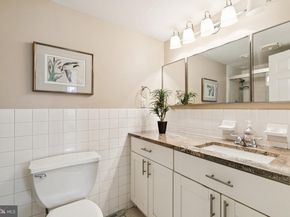 1919 Chestnut Street 707, Philadelphia PA 19103