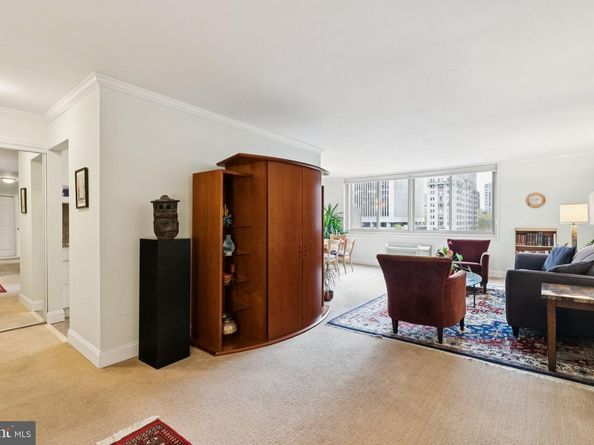 1919 Chestnut Street 707, Philadelphia PA 19103