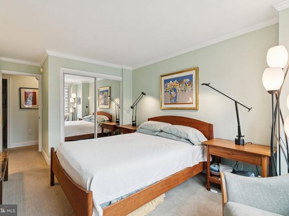 1919 Chestnut Street 707, Philadelphia PA 19103