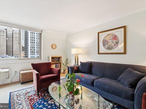 1919 Chestnut Street 707, Philadelphia PA 19103