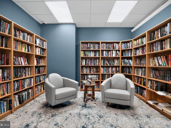 1919 Chestnut Street 707, Philadelphia PA 19103