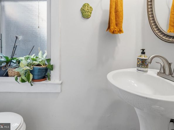 847 Mercer Street, Philadelphia PA 19125