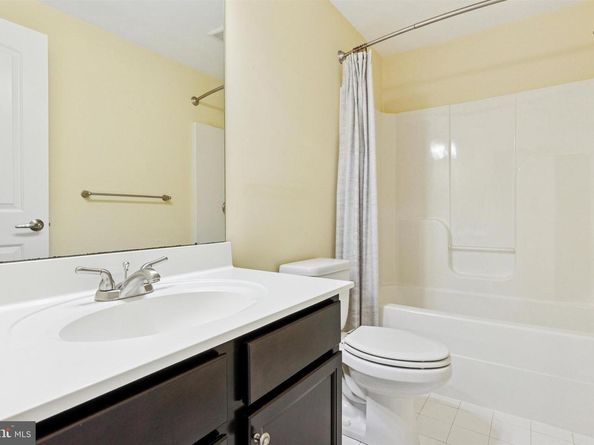 637 Keely Court, Philadelphia PA 19128