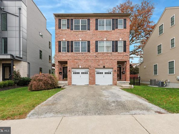 637 Keely Court, Philadelphia PA 19128