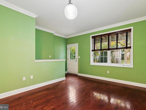 637 Keely Court, Philadelphia PA 19128