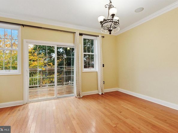 637 Keely Court, Philadelphia PA 19128