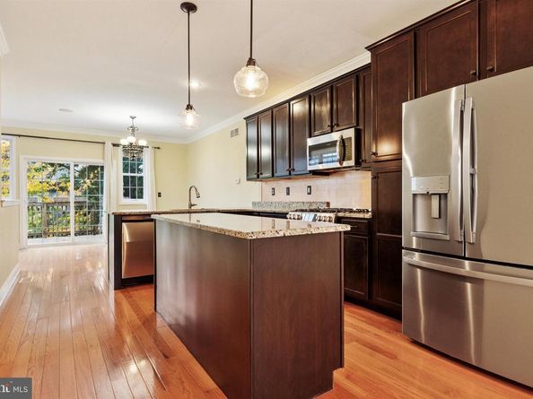 637 Keely Court, Philadelphia PA 19128