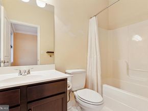 637 Keely Court, Philadelphia PA 19128