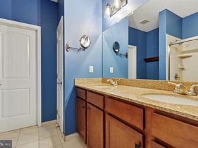 637 Keely Court, Philadelphia PA 19128