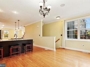 637 Keely Court, Philadelphia PA 19128