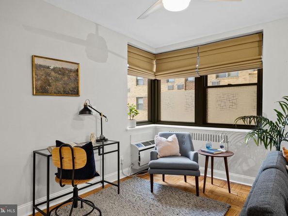 2601 Pennsylvania Avenue 205, Philadelphia PA 19130