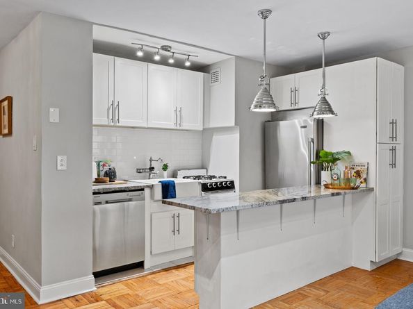 2601 Pennsylvania Avenue 205, Philadelphia PA 19130