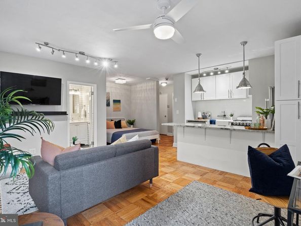 2601 Pennsylvania Avenue 205, Philadelphia PA 19130