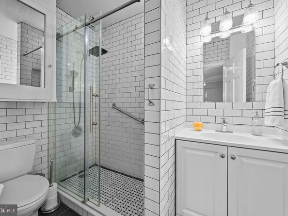 2601 Pennsylvania Avenue 205, Philadelphia PA 19130