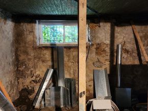 1933 W Pacific Street, Philadelphia PA 19140