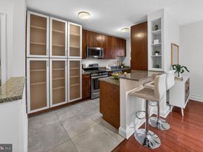 2339 40TH Place NW 101, Washington DC 20007