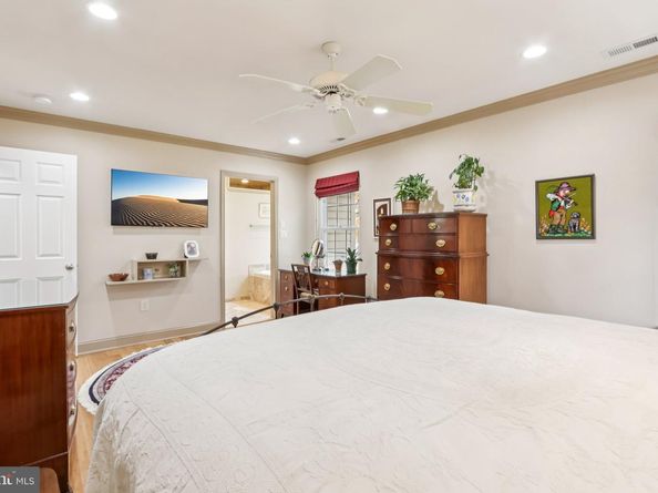 3530 Greg Lane, Huntingdon Valley PA 19006