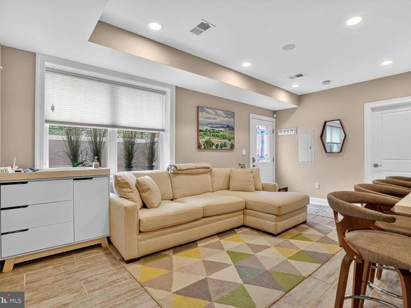 1014 10TH Street NE 1, Washington DC 20002