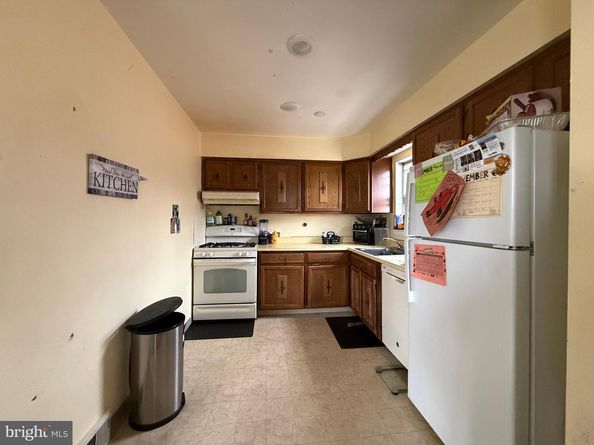 9860 Frankford Avenue, Philadelphia PA 19114