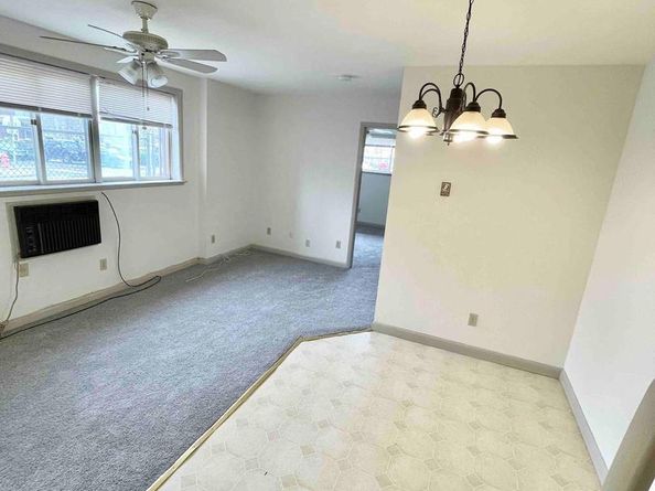 1324 W Nedro Avenue, Philadelphia PA 19141