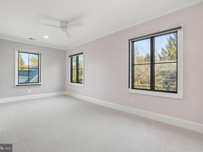 2812 24TH Street N, Arlington VA 22207