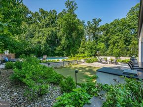 2812 24TH Street N, Arlington VA 22207