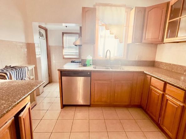 124 W Spencer Avenue, Philadelphia PA 19120