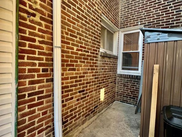 124 W Spencer Avenue, Philadelphia PA 19120