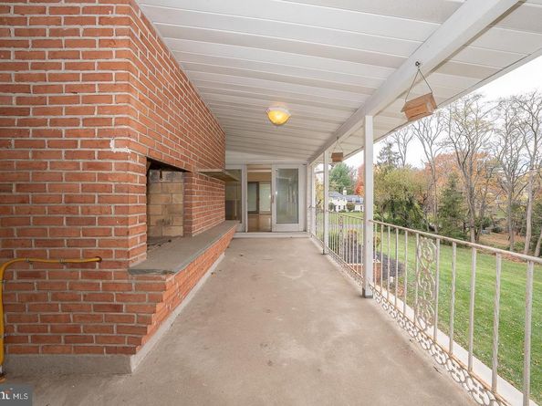 1215 Club House Road, Gladwyne PA 19035