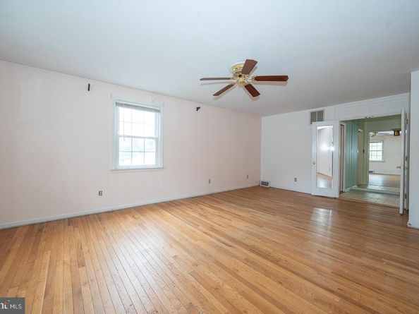 1215 Club House Road, Gladwyne PA 19035