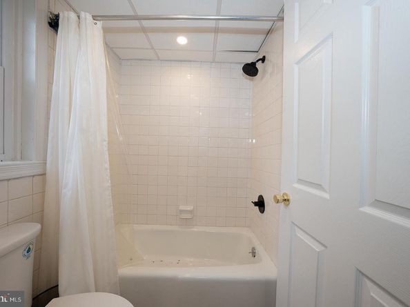 1215 Club House Road, Gladwyne PA 19035