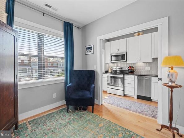 833 19TH Street NE 3, Washington DC 20002