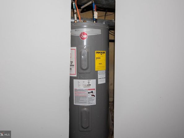 5519 Regent Street, Philadelphia PA 19143