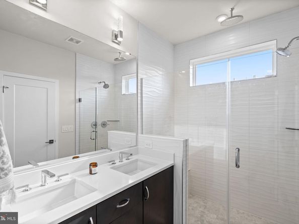 7509 Sawyer Farm Way 2002, Mclean VA 22102