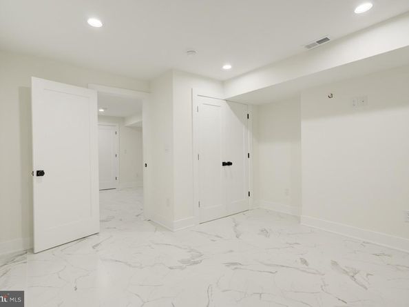 2619 E Huntingdon Street, Philadelphia PA 19125