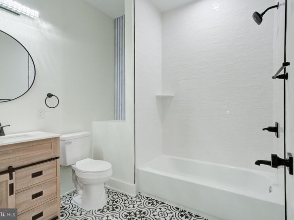 2619 E Huntingdon Street, Philadelphia PA 19125