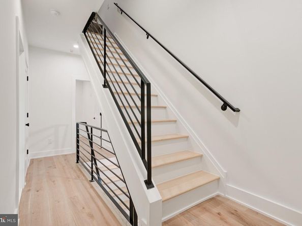 2619 E Huntingdon Street, Philadelphia PA 19125