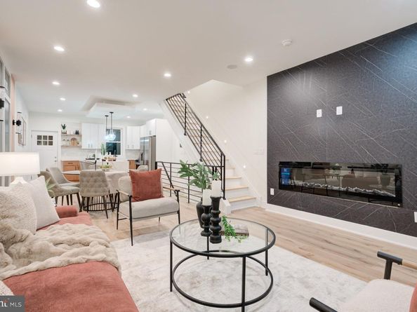 2619 E Huntingdon Street, Philadelphia PA 19125