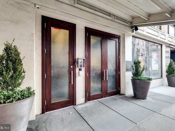 105 S 12TH Street 402, Philadelphia PA 19107