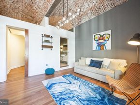 105 S 12TH Street 402, Philadelphia PA 19107