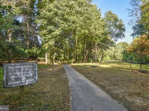 9323 Bentridge Avenue, Potomac MD 20854