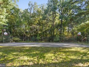 9323 Bentridge Avenue, Potomac MD 20854