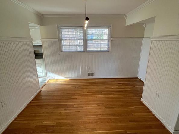 401 Moorefield Road SW, Vienna VA 22180