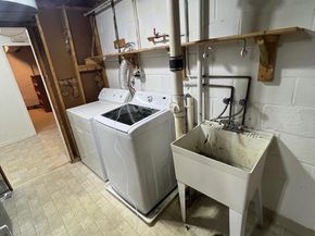 401 Moorefield Road SW, Vienna VA 22180