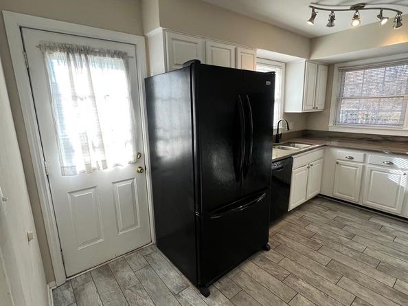 401 Moorefield Road SW, Vienna VA 22180