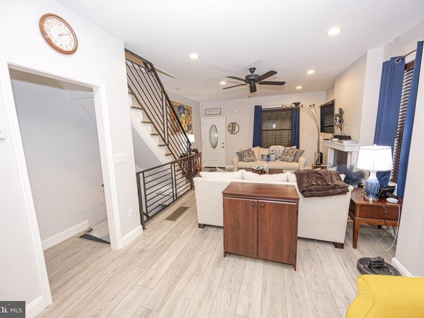 6113 Ross Street, Philadelphia PA 19144