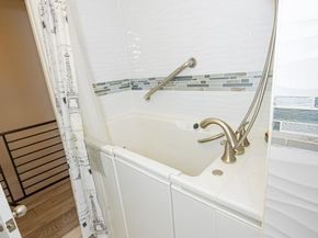 6113 Ross Street, Philadelphia PA 19144