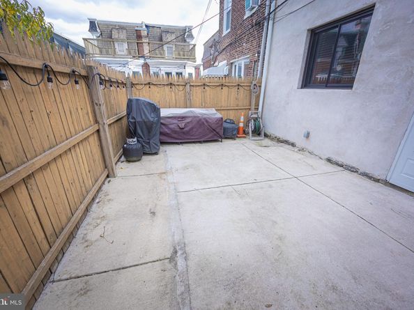 6113 Ross Street, Philadelphia PA 19144