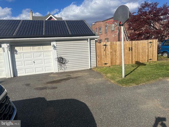 934 12TH Avenue, Prospect Park PA 19076